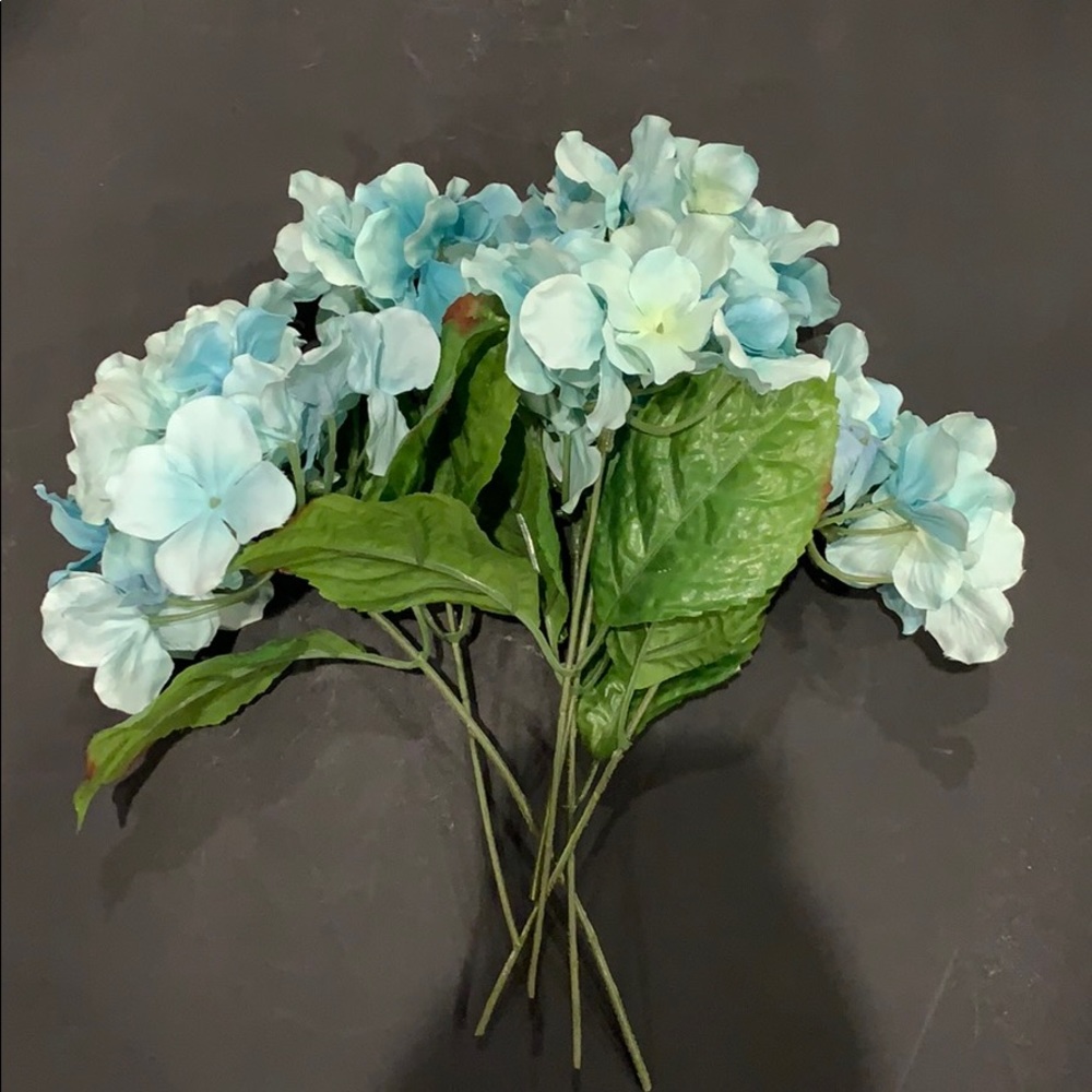 ✰Mint Fake Flowers✰